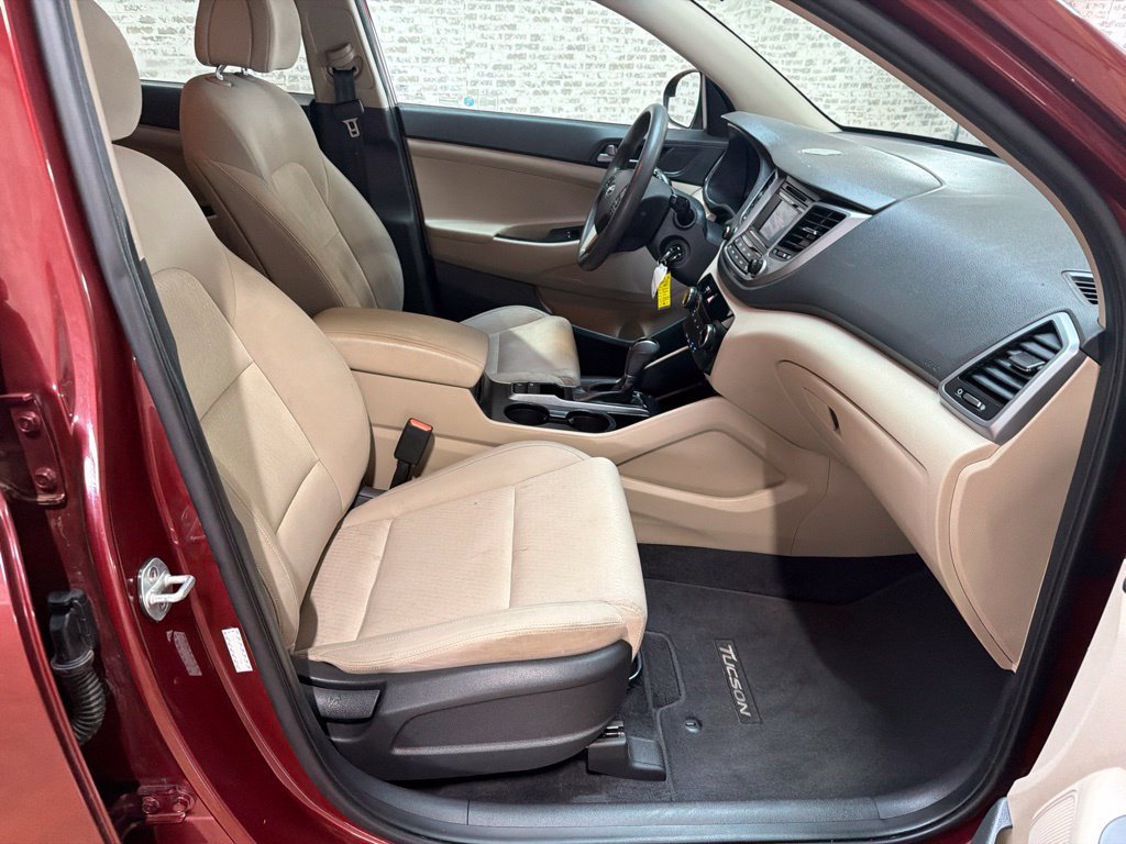 Used 2017 Hyundai Tucson SE w/ SE Popular Package 02 FWD image 10
