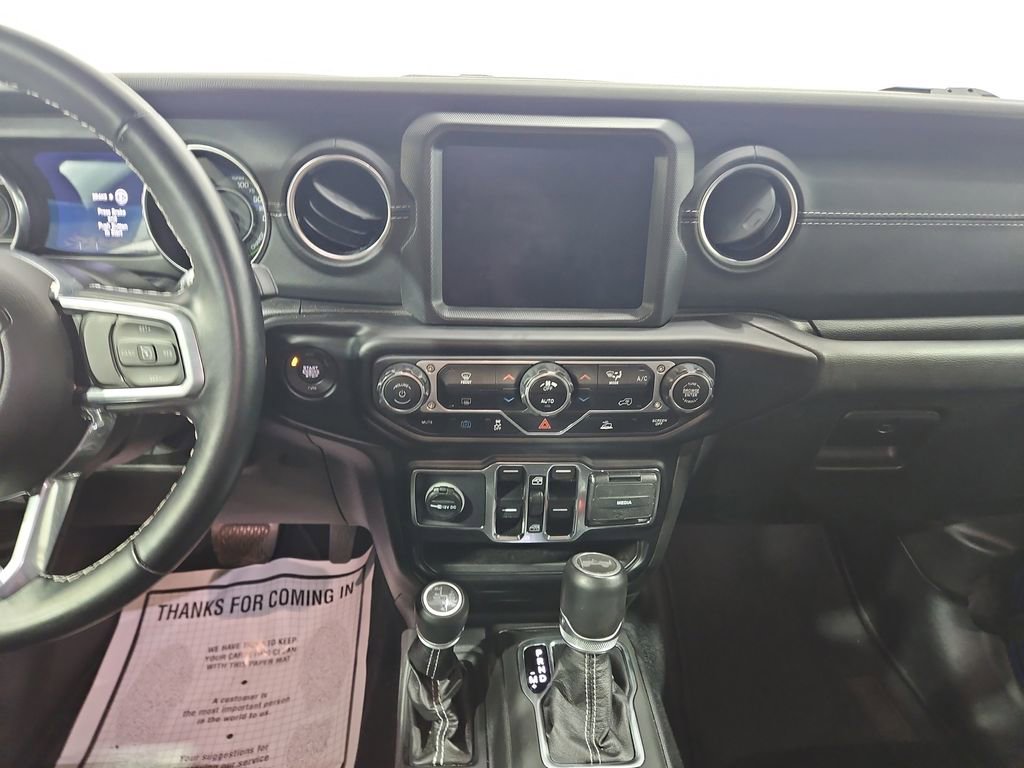 Used 2021 Jeep Wrangler Unlimited Sahara image 18