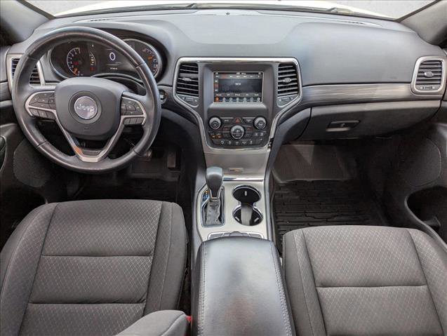 Used 2019 Jeep Grand Cherokee Laredo image 17