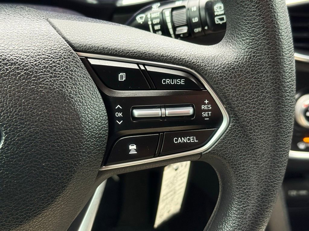 Used 2019 Hyundai Santa Fe SE image 33