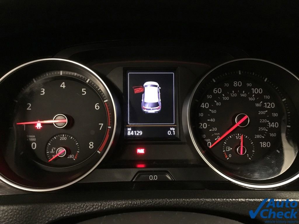 Used 2015 Volkswagen GTI SE w/ Lighting Package (SEL) FWD image 48