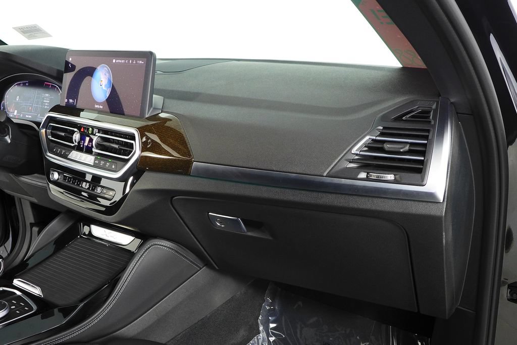 Used 2023 BMW X4 xDrive30i w/ Premium Package AWD/4WD image 14