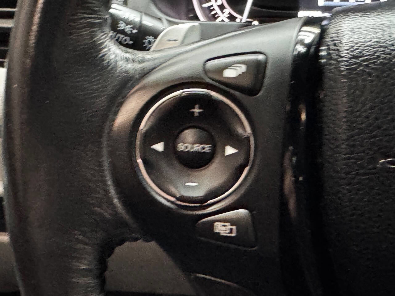 Used 2017 Honda Pilot Touring image 28