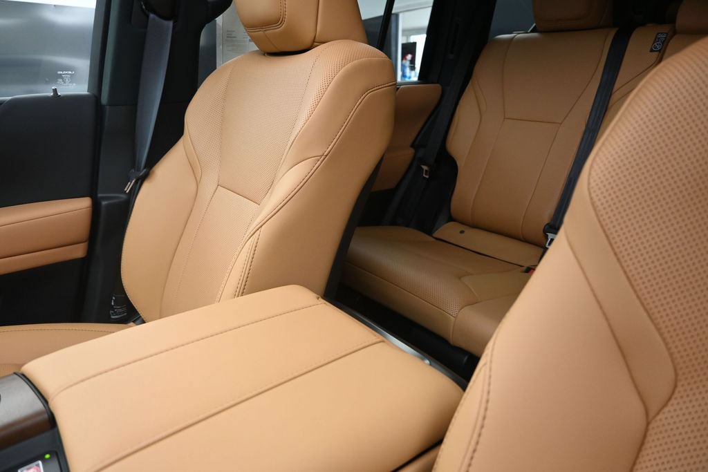 New 2026 Lexus LX 700h Luxury w/ Appearance Package AWD/4WD image 14
