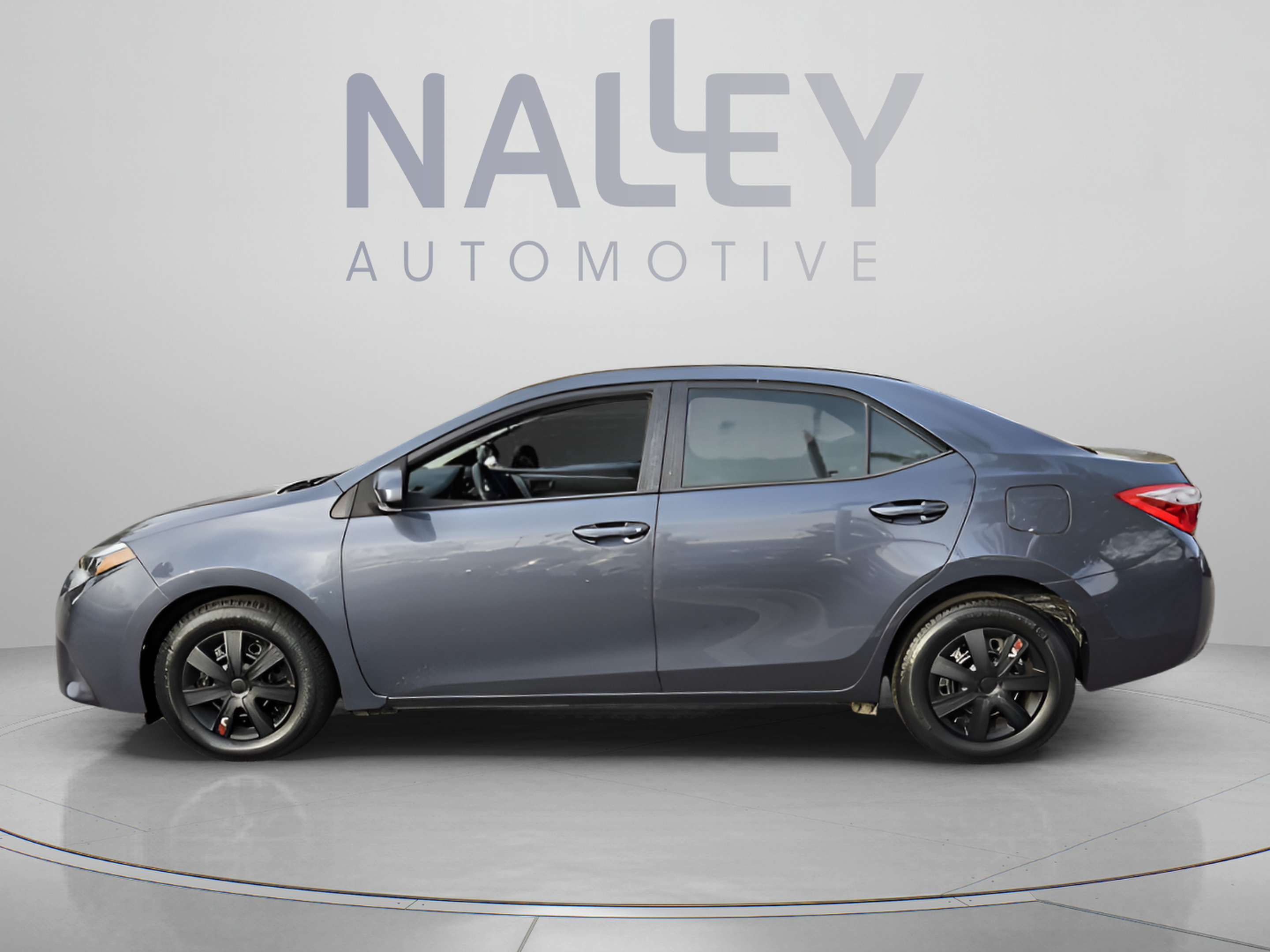 Used 2015 Toyota Corolla L FWD image 2