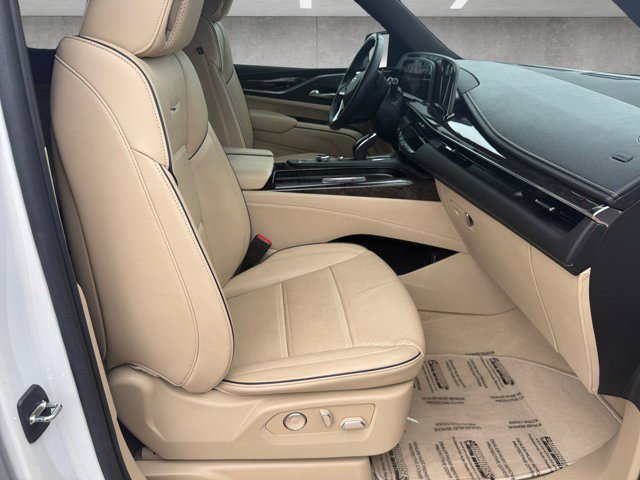 Certified 2023 Cadillac Escalade Premium Luxury image 25