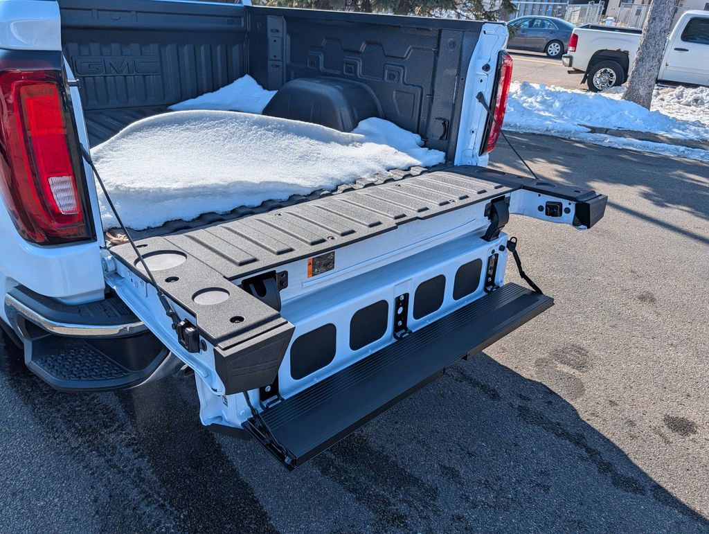 New 2026 GMC Sierra 1500 SLT w/ SLT Premium Plus Package image 22