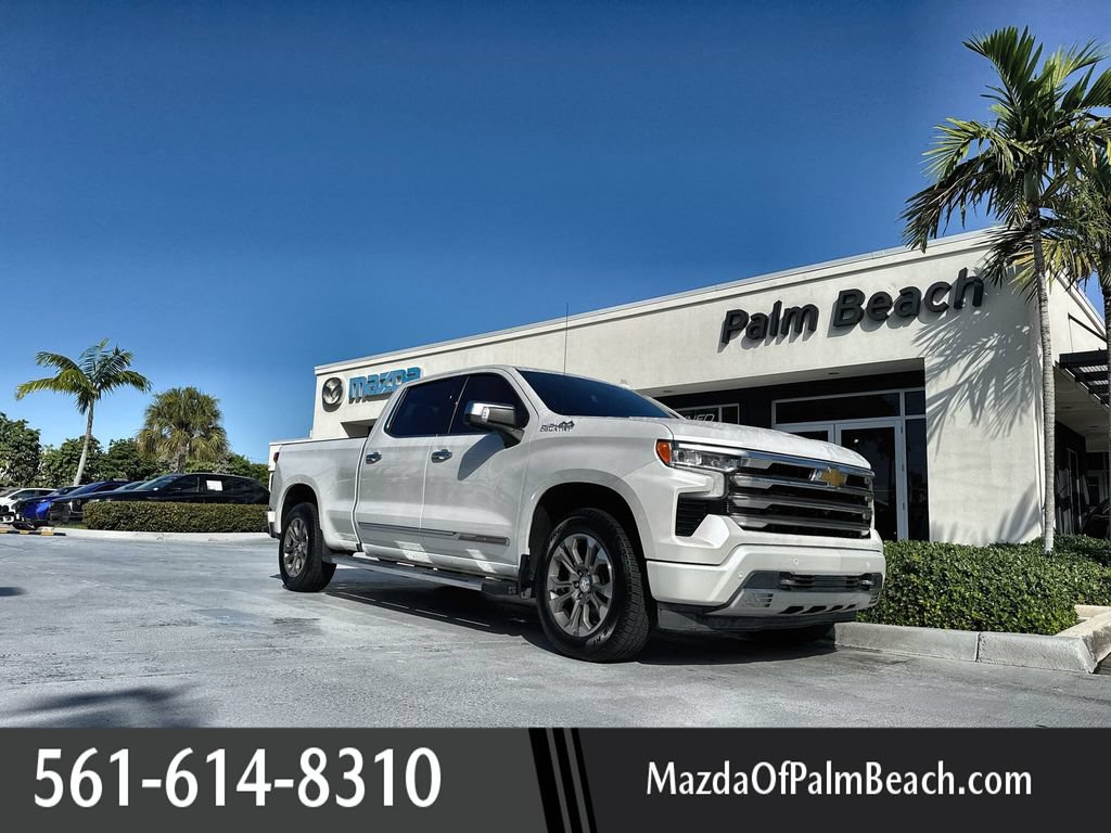 Used 2022 Chevrolet Silverado 1500 High Country w/ Technology Package AWD/4WD image 1