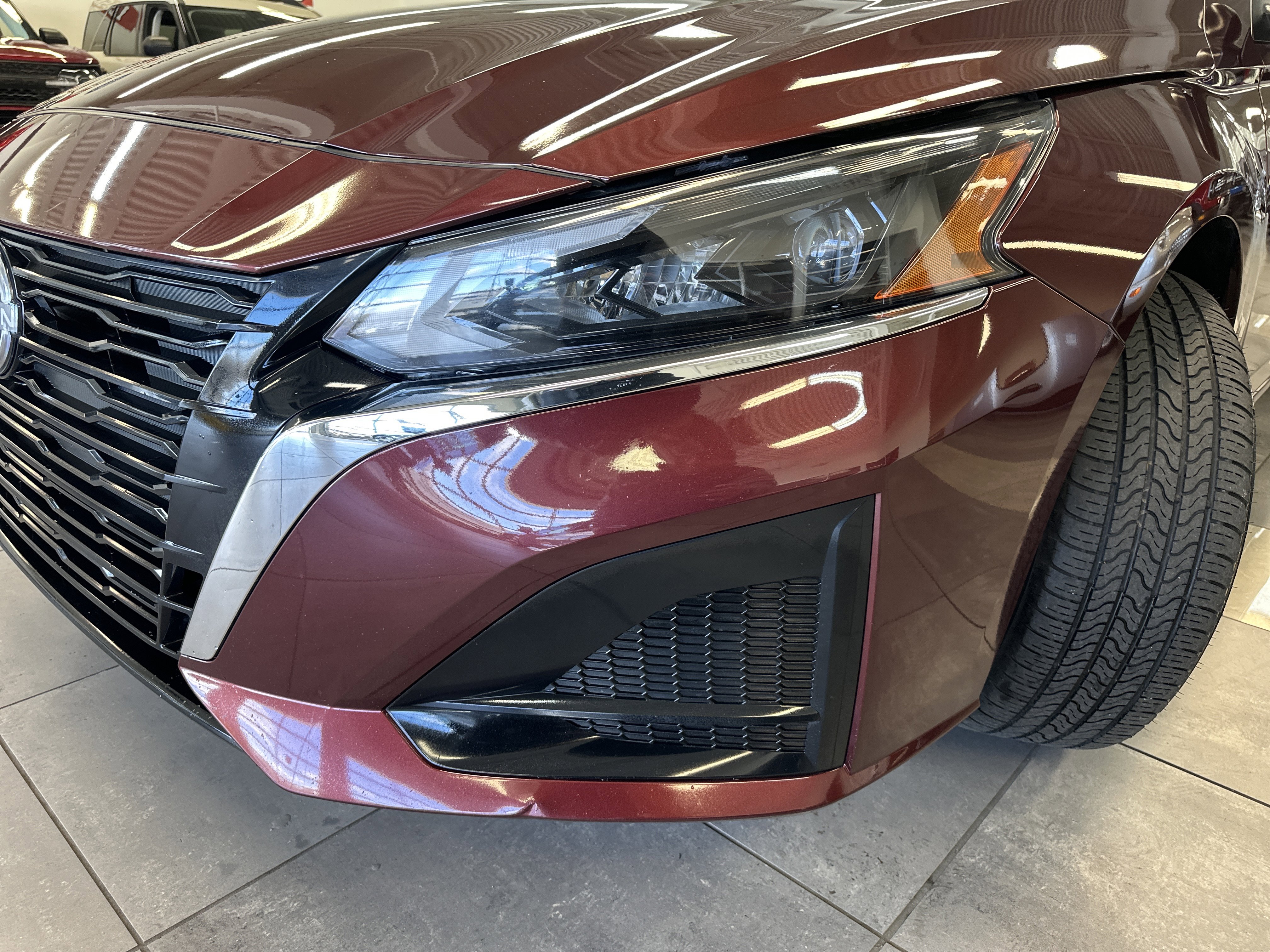 Used 2024 Nissan Altima 2.5 SV image 17