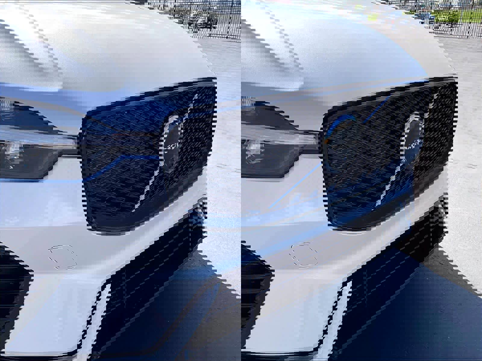 New 2026 Volvo XC60 T8 Plus w/ Protection Package Premier image 33