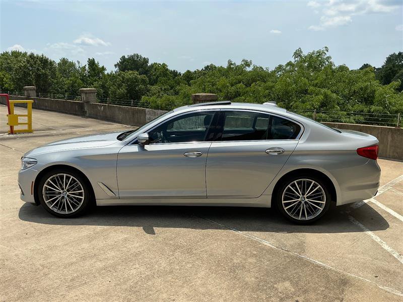 Used 2017 BMW 540i xDrive AWD/4WD image 3