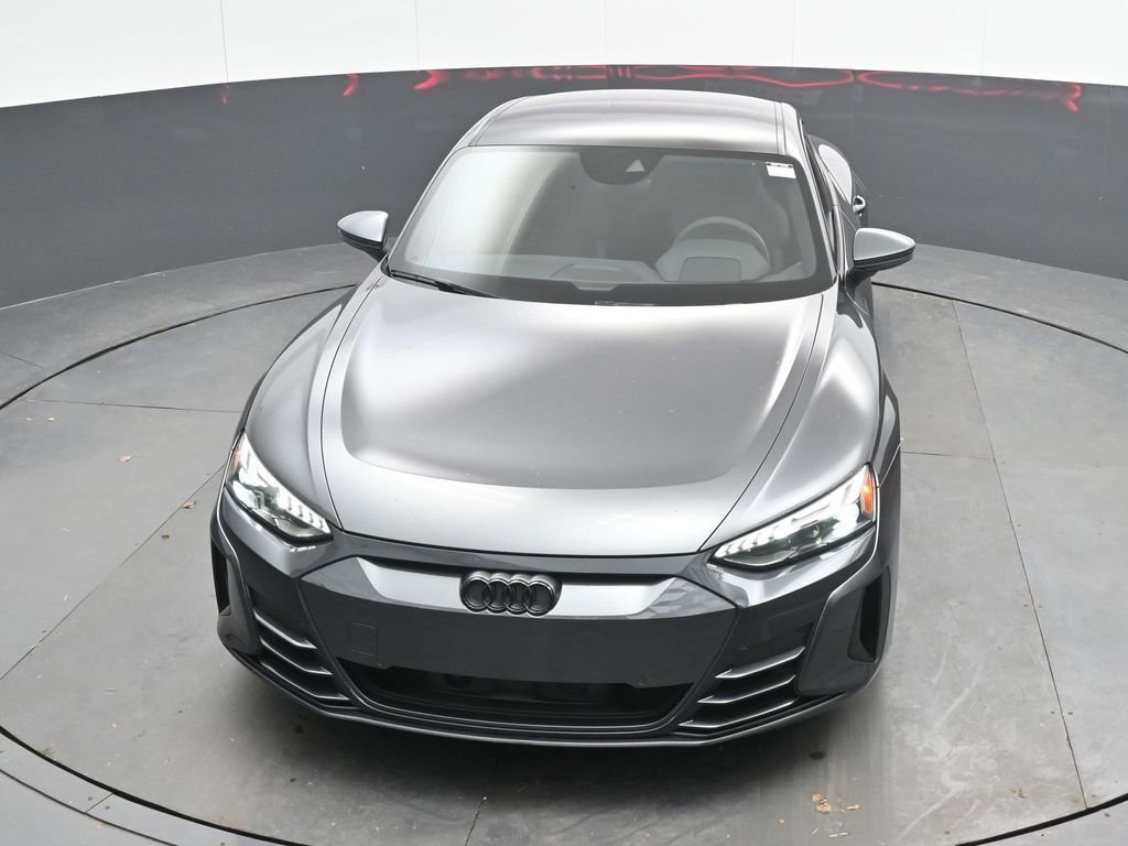 Used 2023 Audi e-tron GT Premium Plus image 38