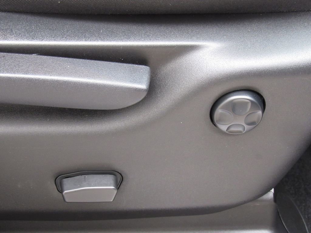 Used 2022 Dodge Durango GT image 22