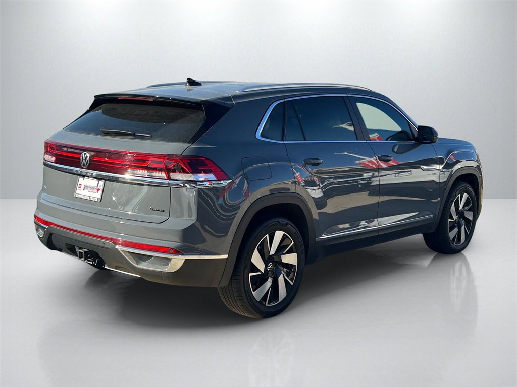 Used 2024 Volkswagen Atlas Cross Sport SEL image 5