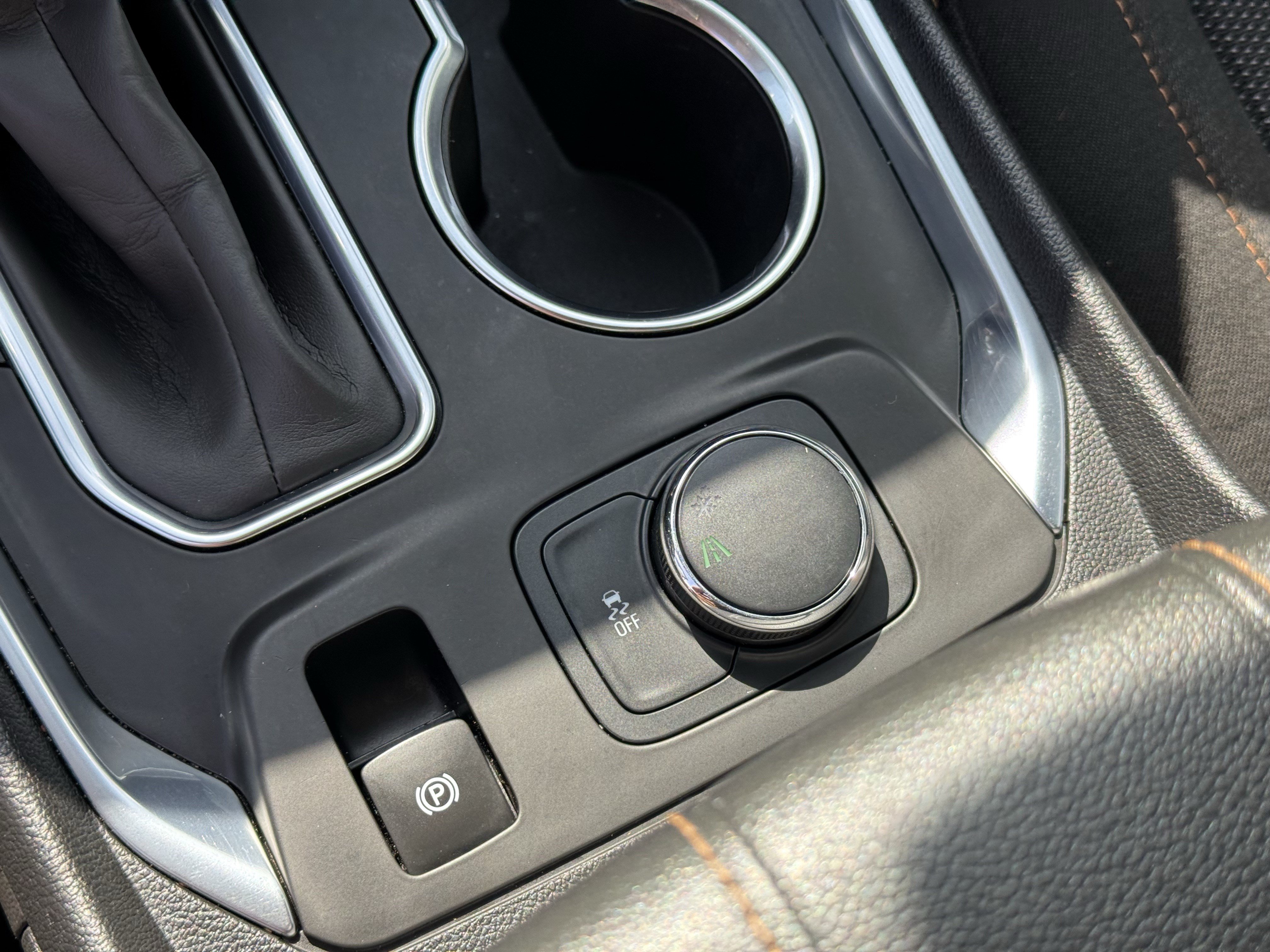 Used 2021 Chevrolet Traverse LS w/ LPO, Floor Liner Package FWD image 24