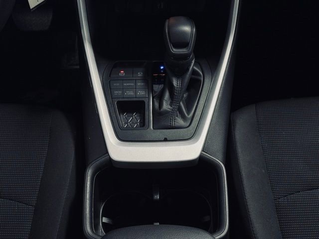 Used 2024 Toyota RAV4 LE image 28