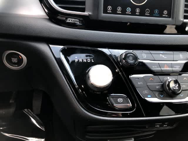 Certified 2020 Chrysler Pacifica Touring w/ S Appearance Package FWD image 26