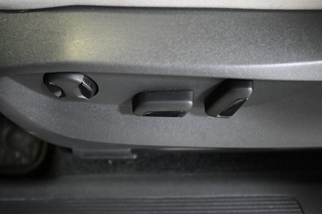 Used 2022 Volkswagen Tiguan SE image 24