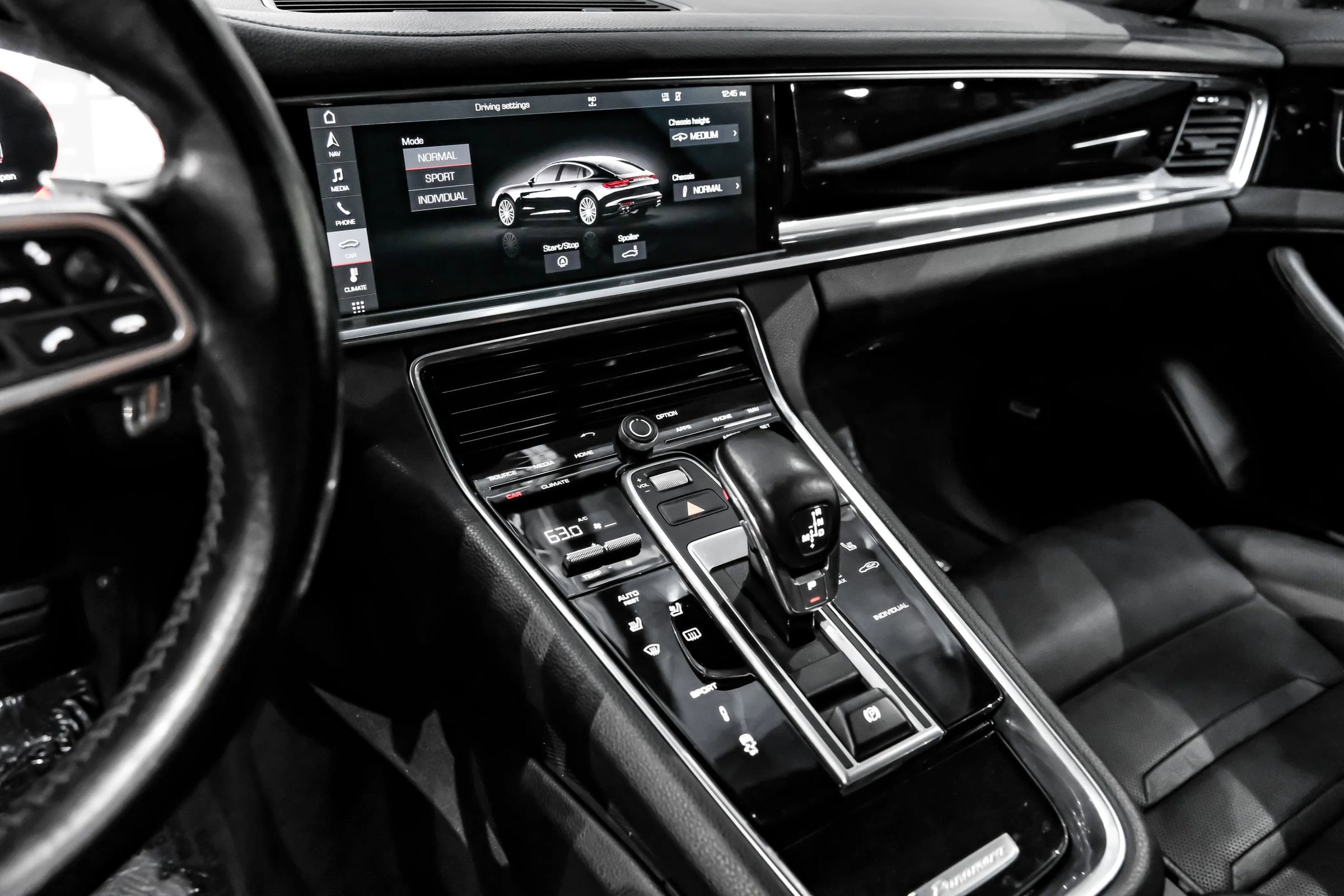 Used 2018 Porsche Panamera 4 w/ Premium Package Plus AWD/4WD image 22