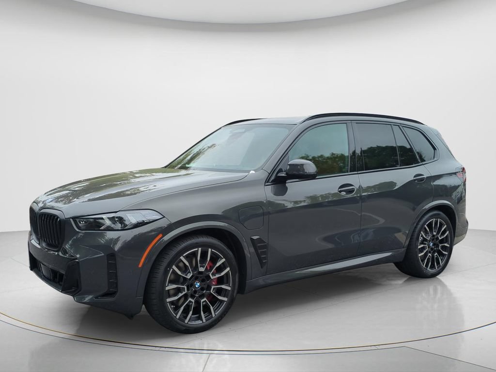 New 2026 BMW X5 xDrive50e w/ M Sport Package AWD/4WD image 1