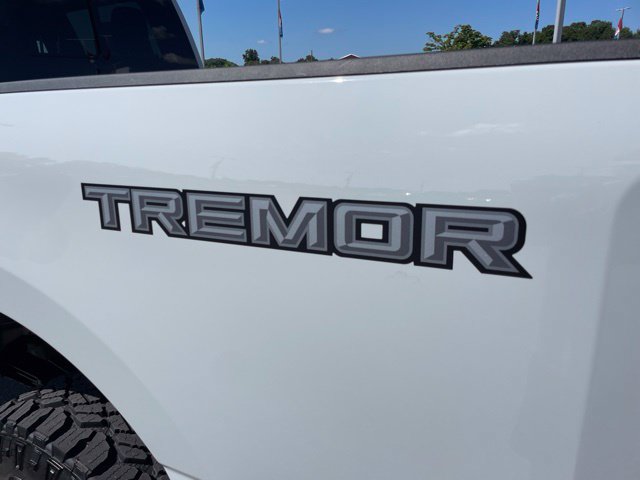 New 2026 Ford F250 Lariat w/ Tremor Off-Road Package AWD/4WD image 23