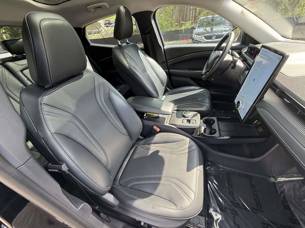 Used 2023 Ford Mustang Mach-E Premium AWD/4WD image 10