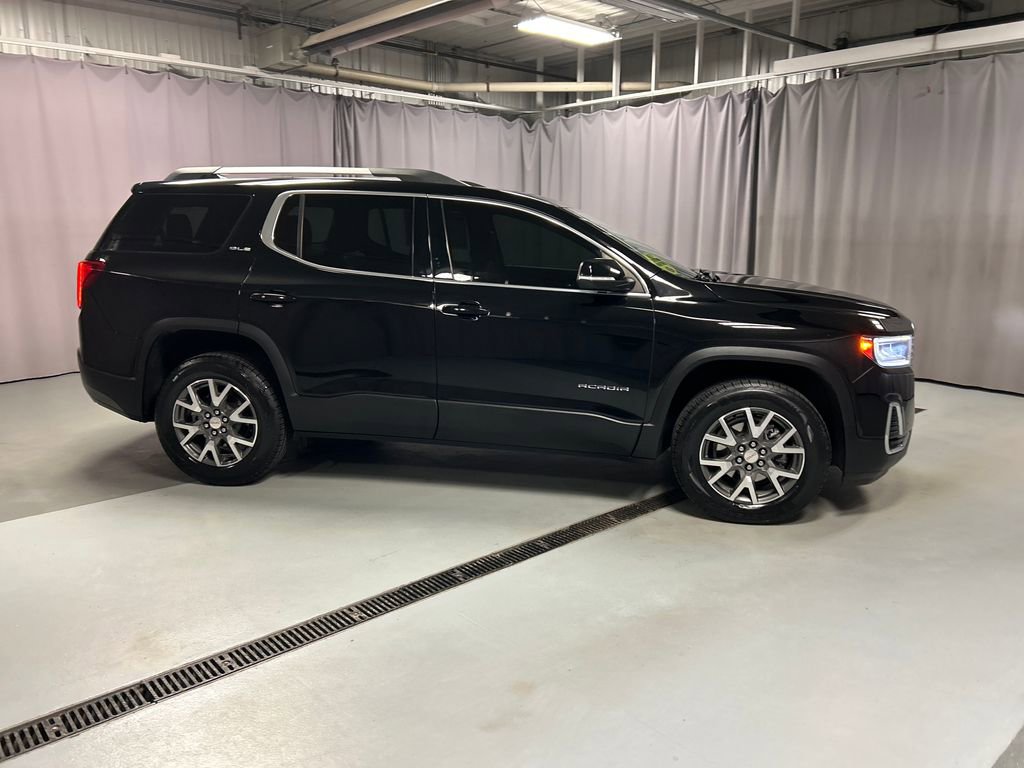 Used 2023 GMC Acadia SLE w/ Driver Convenience Package image 8