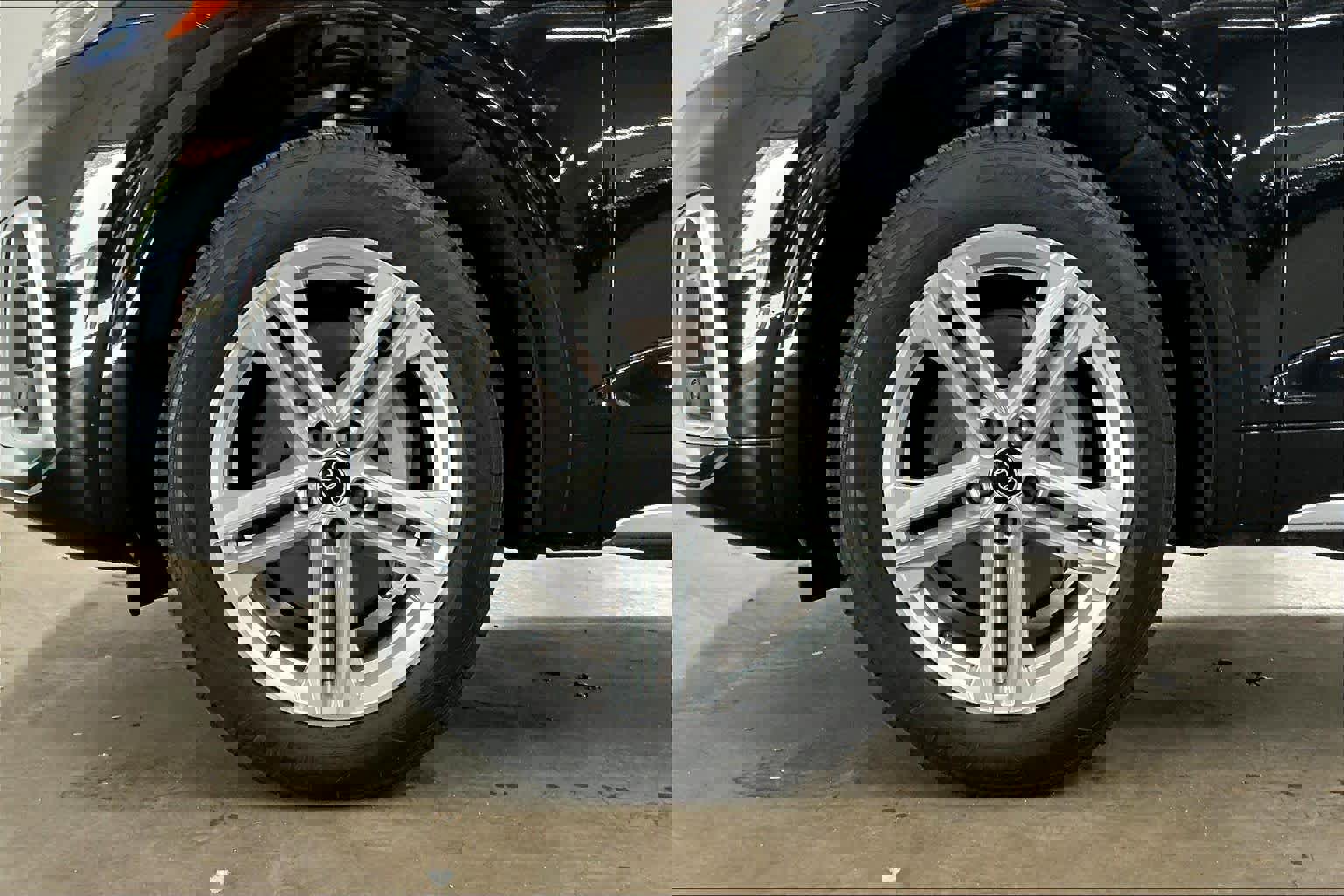 Used 2022 Audi Q5 e Premium w/ Convenience Package image 12