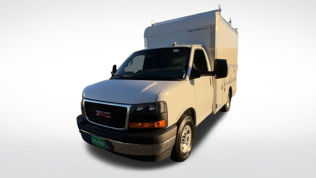 New 2025 GMC Savana 3500 w/ Power Convenience Package image 5