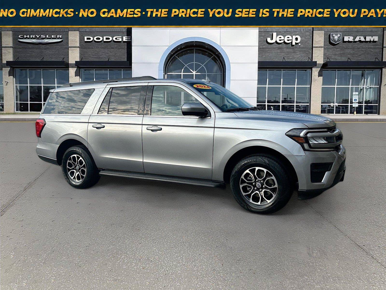 Used 2024 Ford Expedition Max XLT AWD/4WD image 1