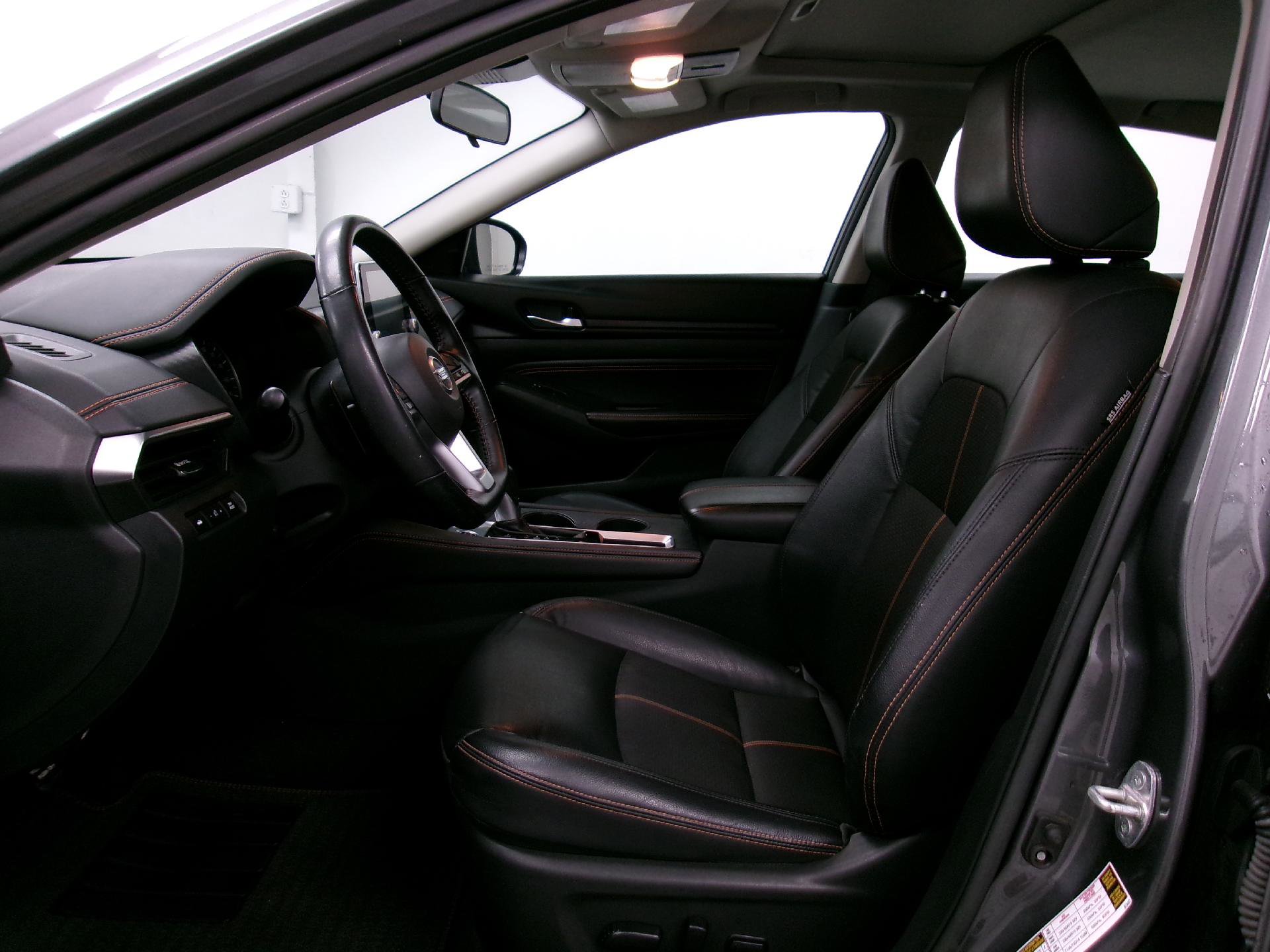 Used 2021 Nissan Altima 2.0 SR image 9