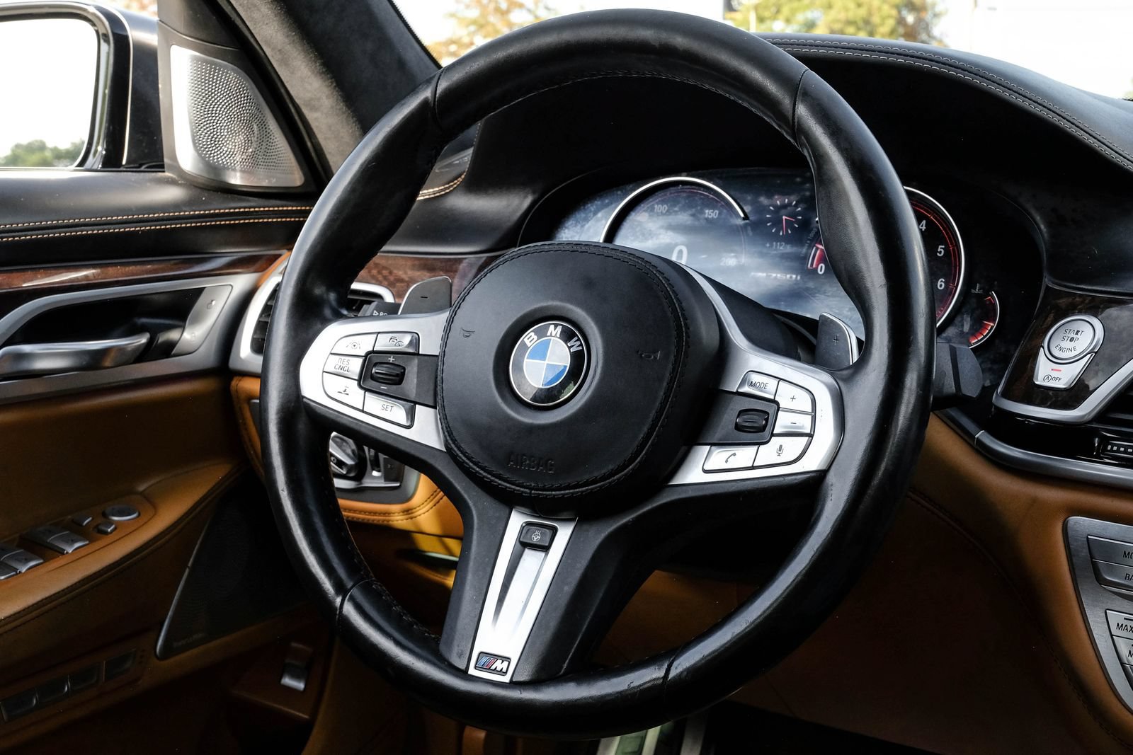 Used 2018 BMW M760i xDrive AWD/4WD image 14