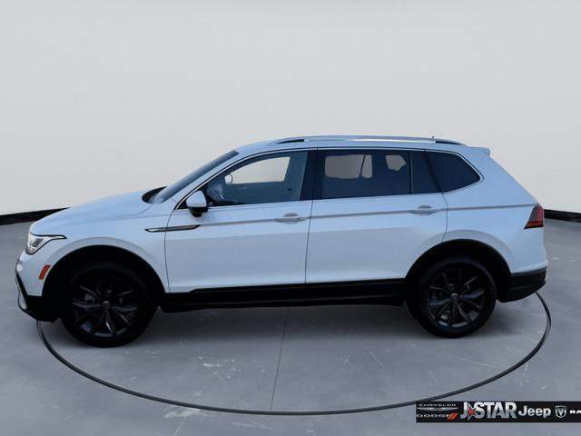 Used 2023 Volkswagen Tiguan SE image 8