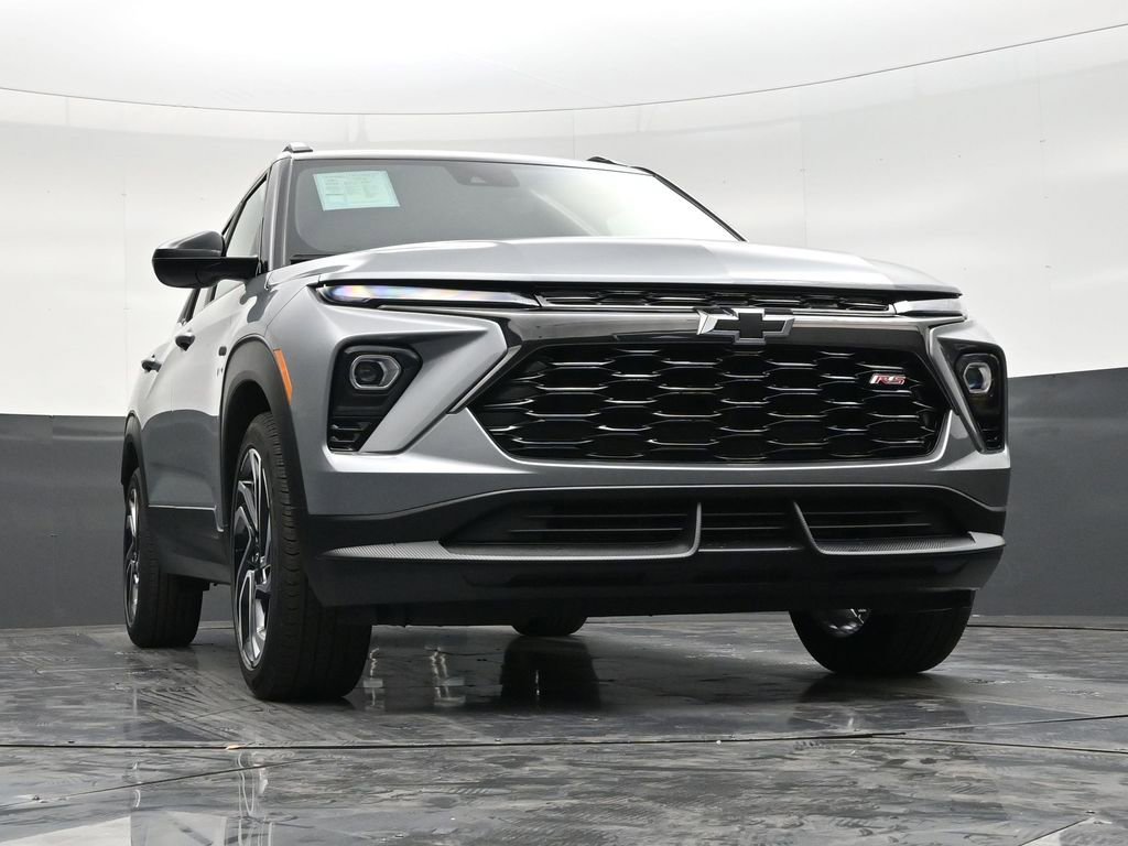 Used 2025 Chevrolet TrailBlazer RS FWD image 27