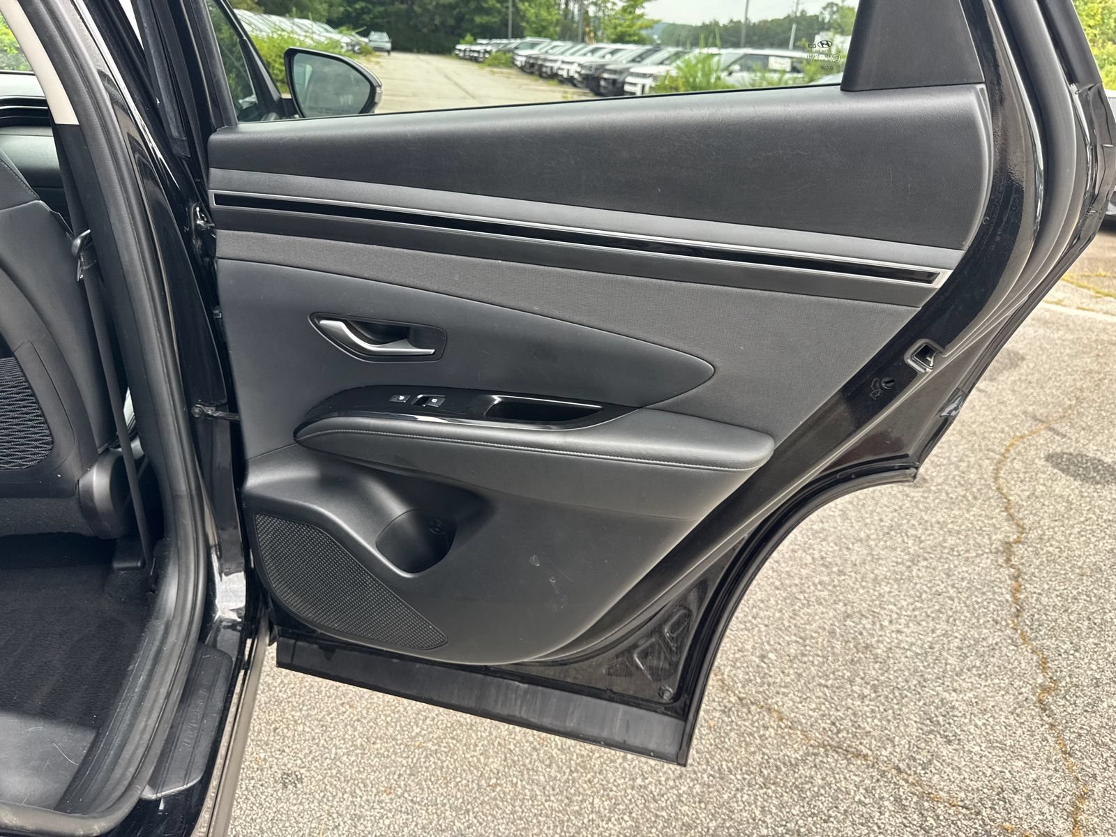 Used 2022 Hyundai Tucson Limited AWD/4WD image 16