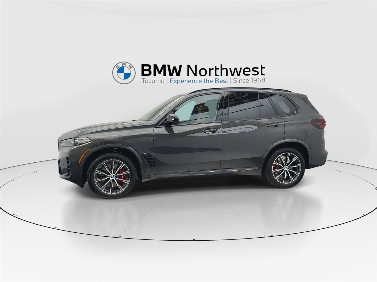 New 2026 BMW X5 M60i w/ Climate Comfort Package AWD/4WD image 10