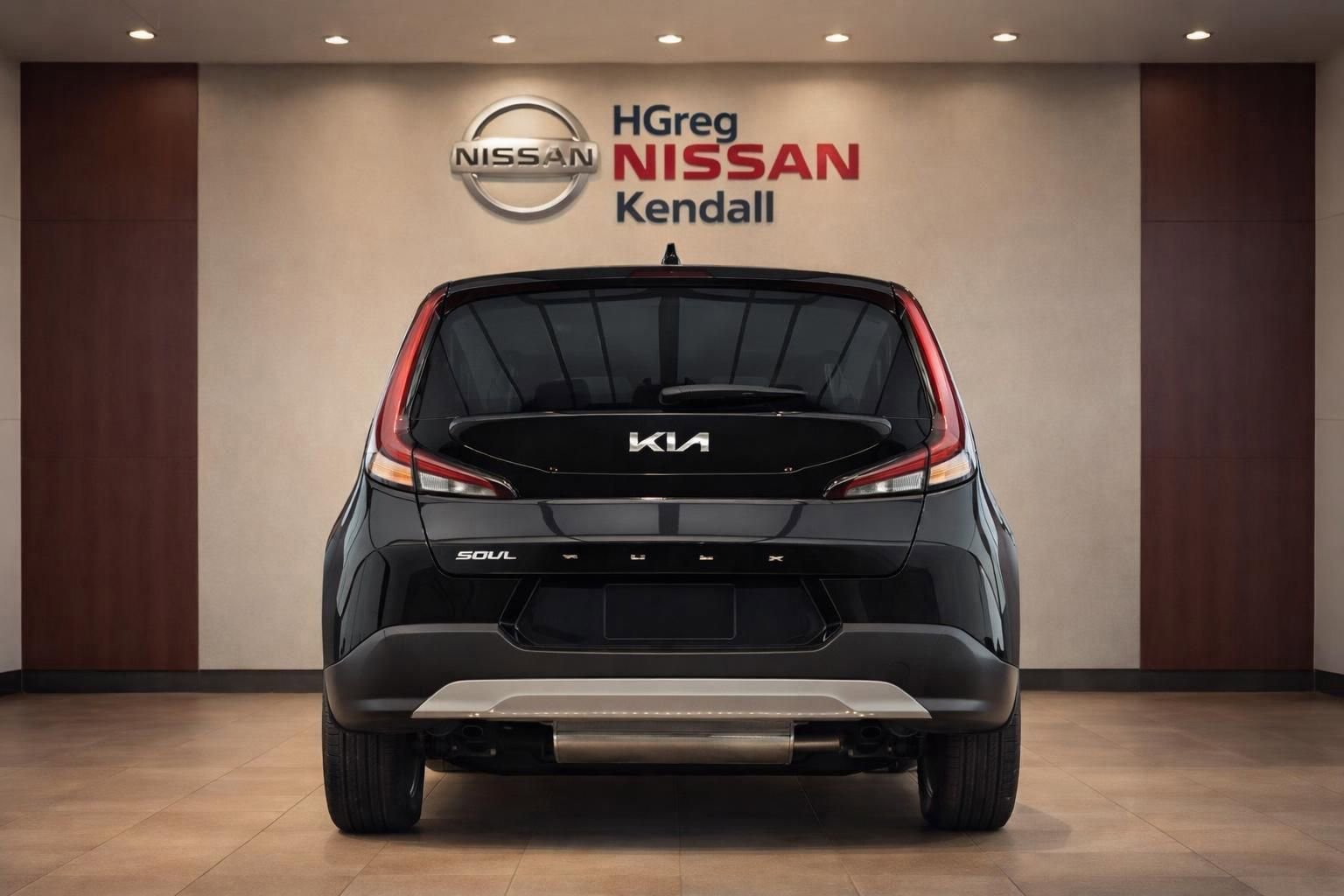 Used 2024 Kia Soul LX w/ Option Group 015 FWD image 5