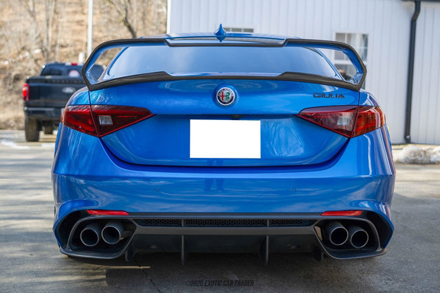 Used 2020 Alfa Romeo Giulia Quadrifoglio w/ Nero Edizione image 7