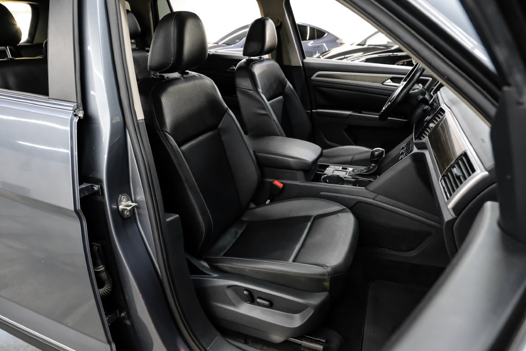 Used 2018 Volkswagen Atlas SEL FWD image 40
