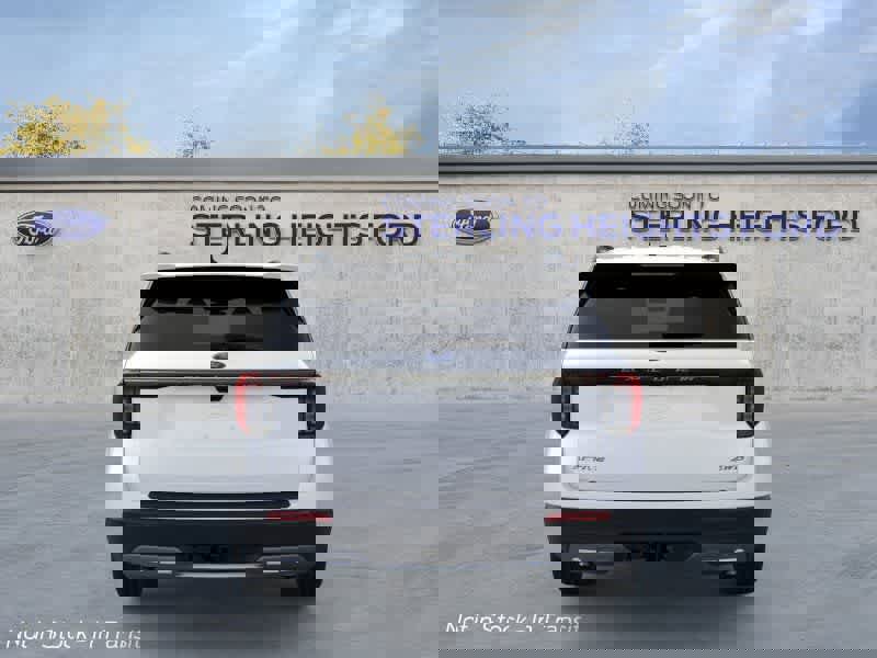 New 2026 Ford Explorer Active w/ Active Comfort Package image 5