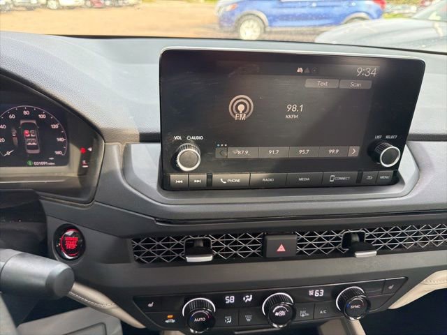 Certified 2023 Honda Accord EX image 27