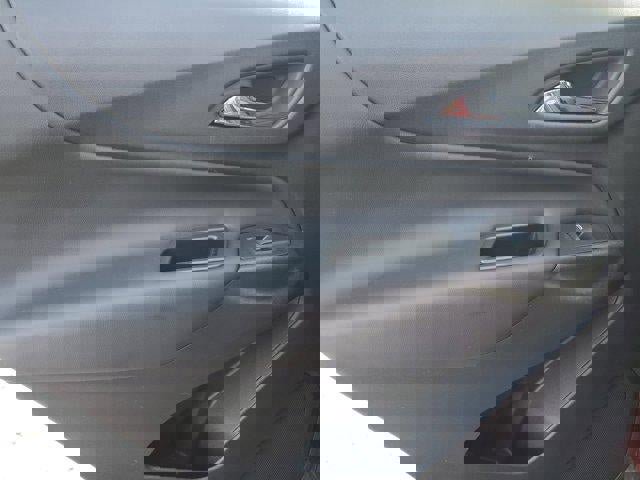 Used 2023 Chevrolet Equinox LT image 10