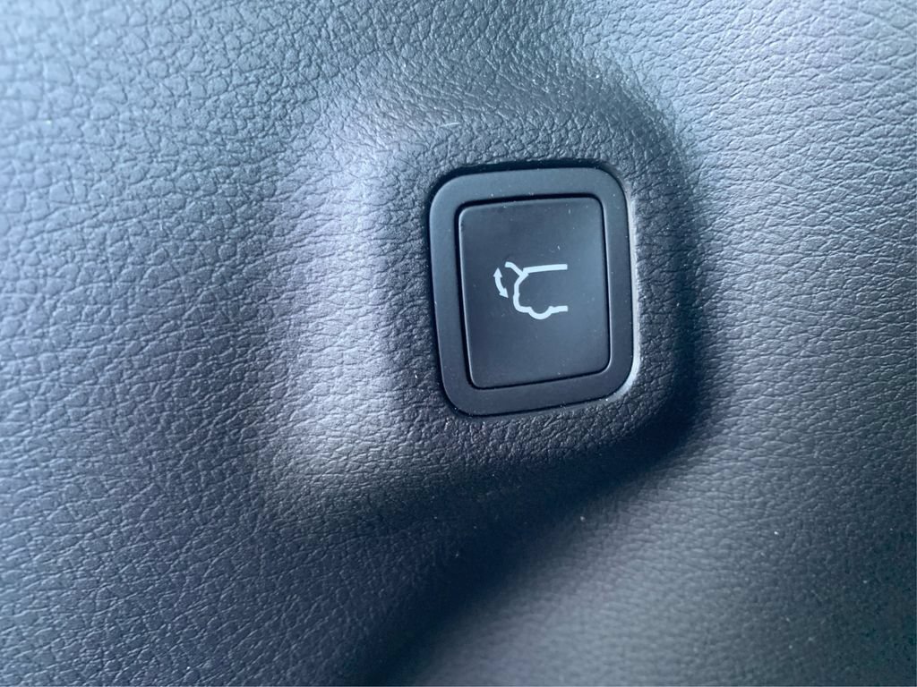 Used 2026 Jeep Compass Limited AWD/4WD image 13