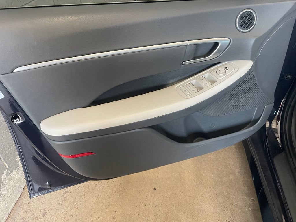 Used 2024 Hyundai Sonata SEL FWD image 9