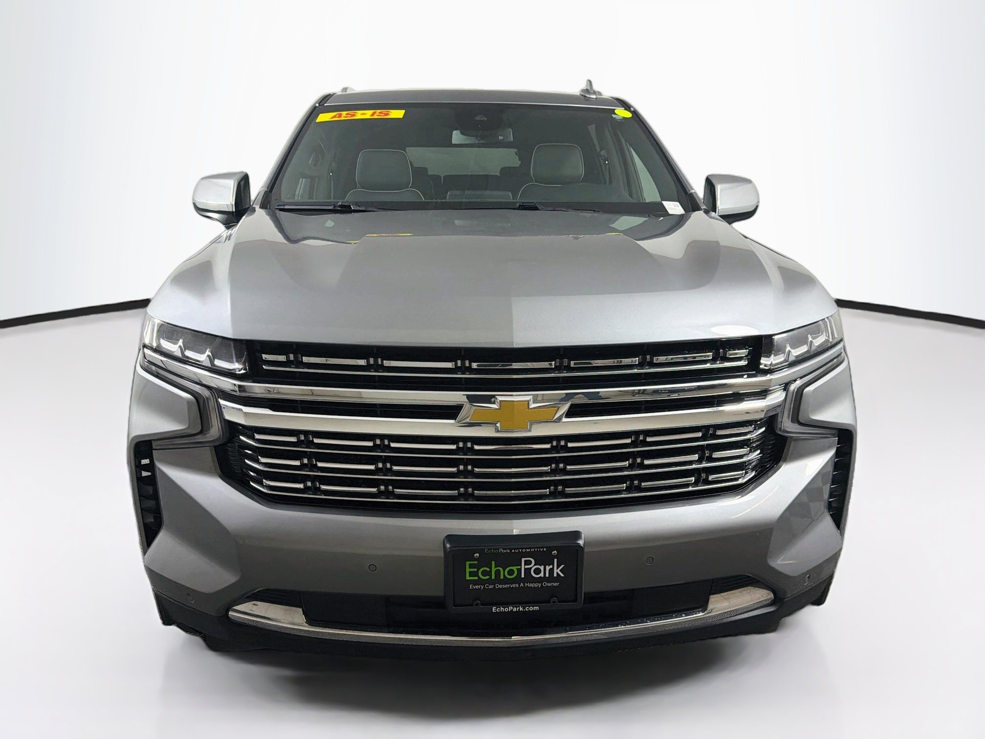 Used 2023 Chevrolet Suburban Premier RWD image 2