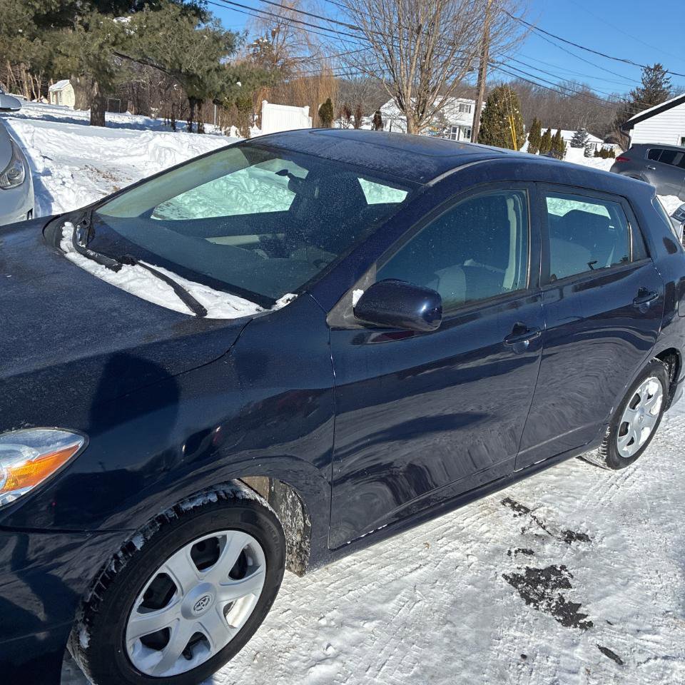 Used 2010 Toyota Matrix S image 10