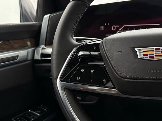 Used 2026 Cadillac Escalade Platinum Sport image 13