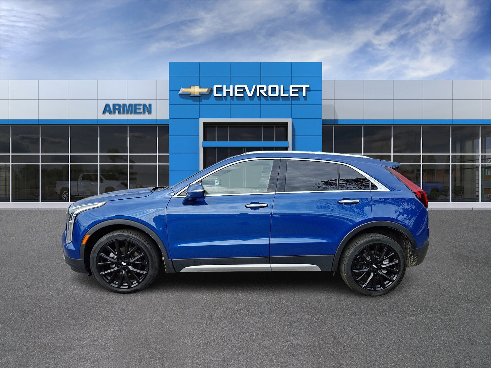 Certified 2023 Cadillac XT4 Premium Luxury w/ Cold Weather Package AWD/4WD image 8
