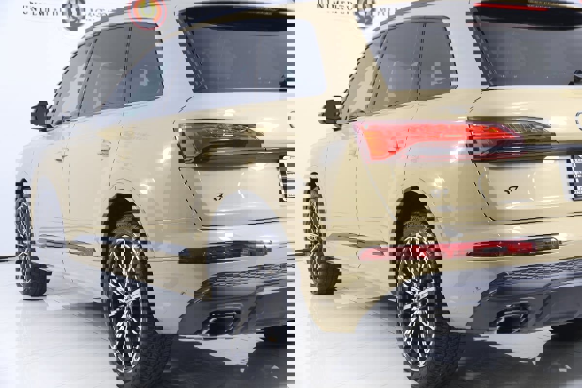 Used 2025 Audi Q7 2.0T Premium Plus w/ Premium Plus Package image 47