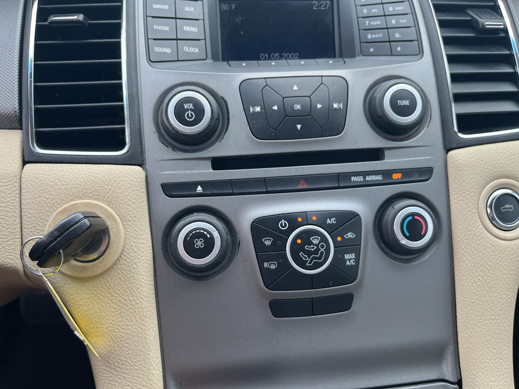 Used 2019 Ford Taurus SE FWD image 23